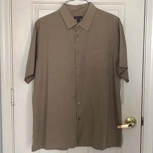 Van Heusen Men’s Button Down